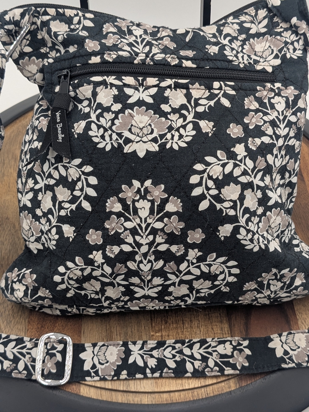 Vera Bradley Quilted Floral Cotton Crossbody Shoulder Bag Black Beige Zip